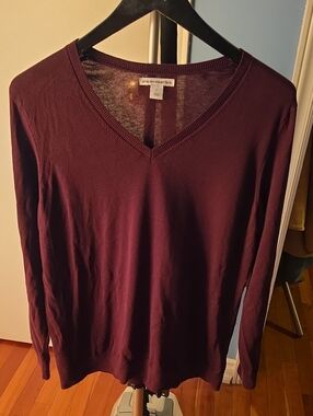 Amazon Essentials V-Neck Sweater — Burgundy
